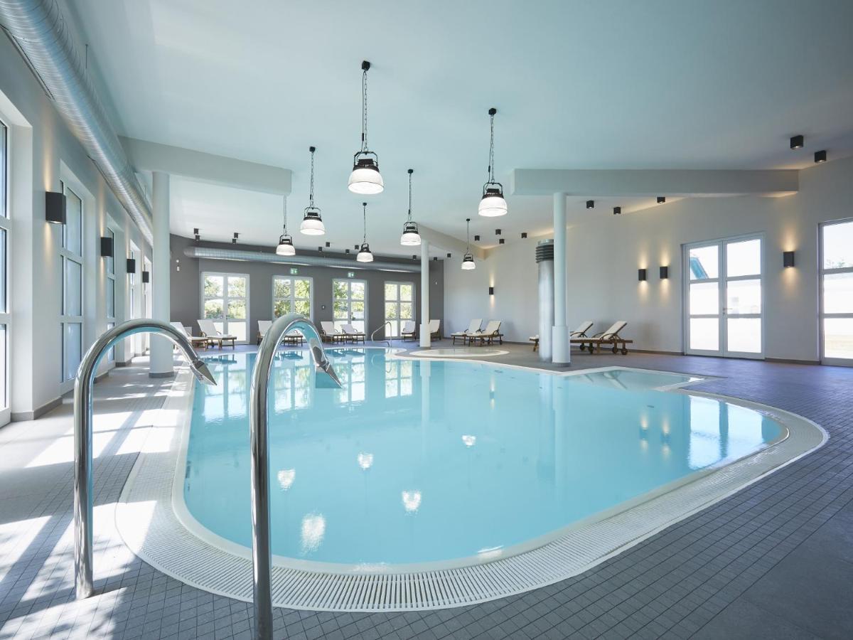Reetland Am Meer - Premium Reetdachvilla Mit 3 Schlafzimmern, Sauna Und Kamin E05 Dranske Buitenkant foto
